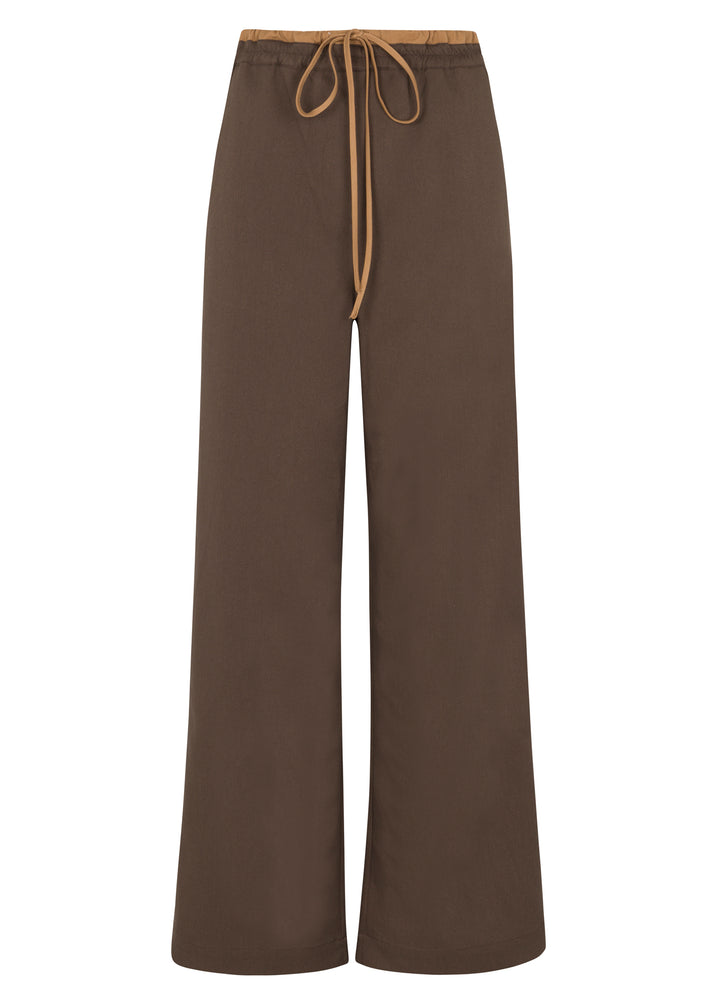 OSIS Studio Maddie Pant in Brown